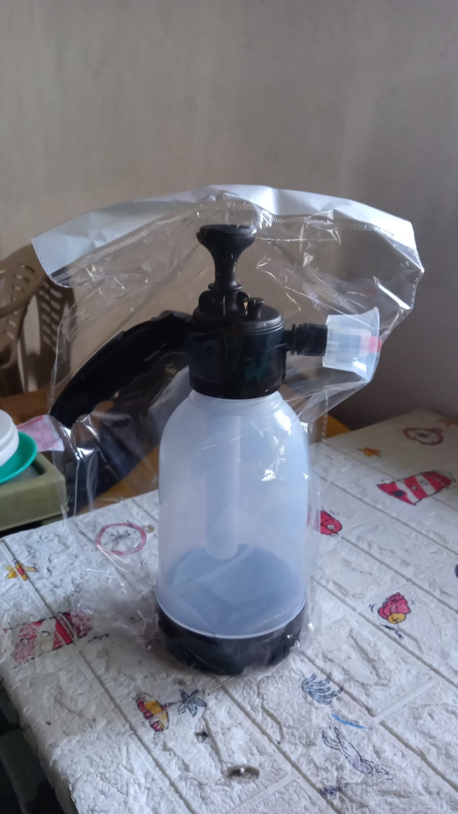 9324 Pressure Sprayer 2 Litres Garden Sprayer Hand Pump Sprayer Foam Sprayer Watering Bottle for Indoor Plants Cleaning Outdoor Garden (2 Ltr.) 9324 Pressure Sprayer 2 Litres Garden Sprayer Hand Pump Sprayer Foam Sprayer Watering Bottle for Indoor Plants Cleaning Outdoor Garden (2 Ltr.)